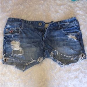 Hollister cut off shorts